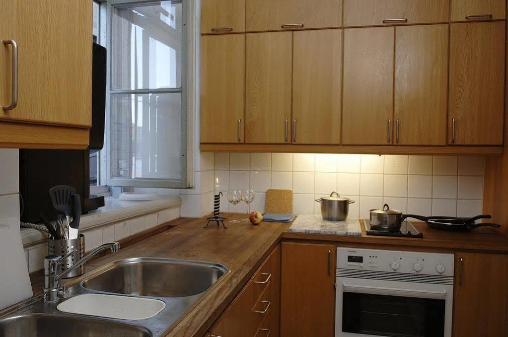 Dockside Hostel Stockholm Bagian luar foto